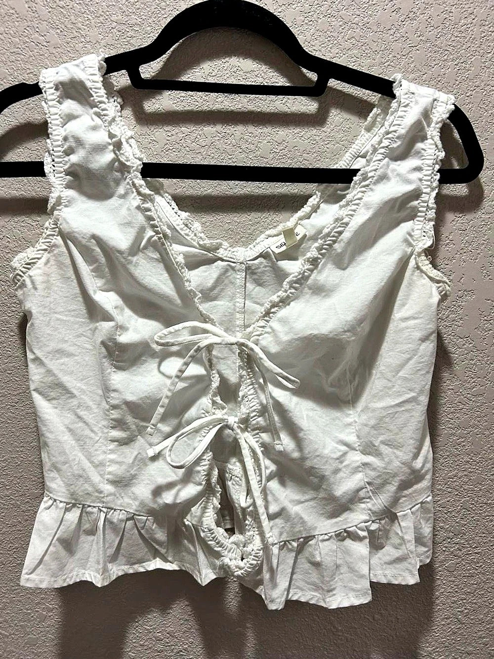 Self Esteem White Tie Front Ruffle Camisole Size Small Like New